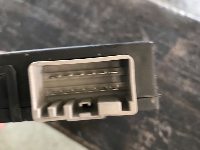 bontott VOLVO V50 Vonóhorog Elektronika