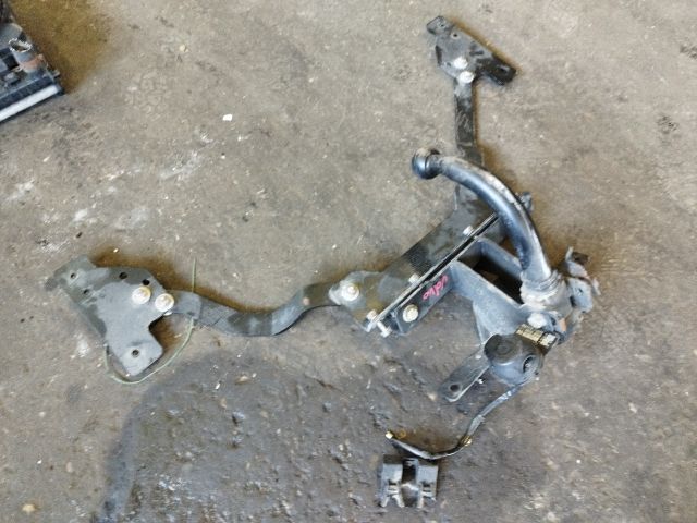 bontott VOLVO V50 Vonóhorog