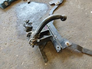 bontott VOLVO V50 Vonóhorog