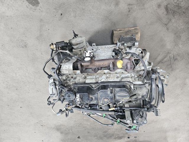 bontott VOLVO V60 Motor (Fűzött blokk hengerfejjel)