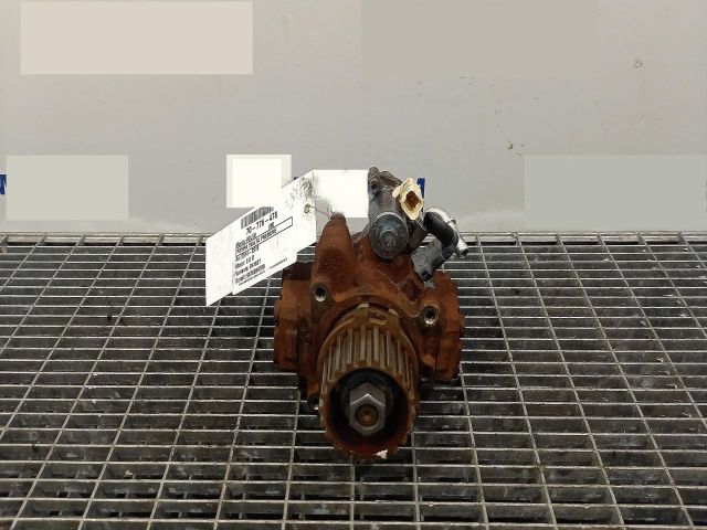 bontott VOLVO V60 Nagynyomású Szivattyú