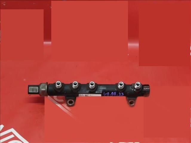 bontott VOLVO V60 Porlasztó Sor / Híd