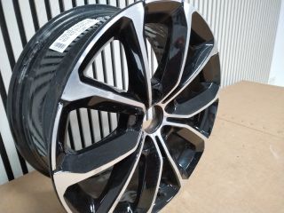 bontott VOLVO V60 Alufelni (1 db)