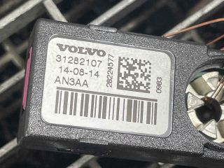 bontott VOLVO V60 Antenna Erősítő