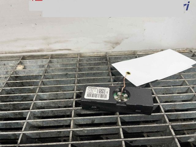 bontott VOLVO V60 Antenna Erősítő