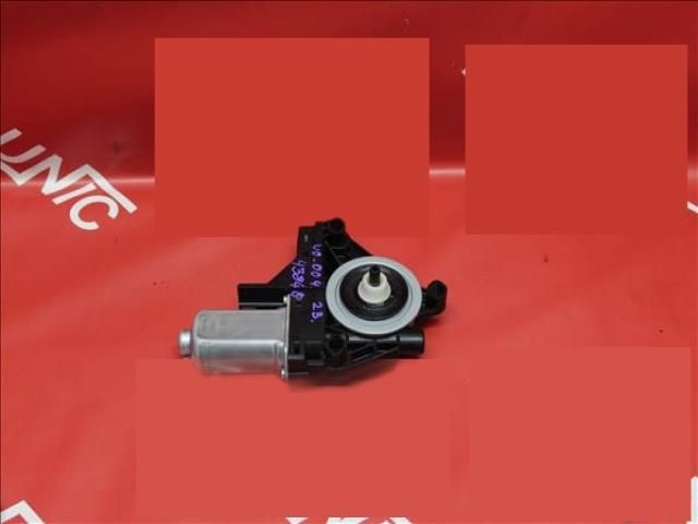 bontott VOLVO V60 Bal első Ablakemelő Motor