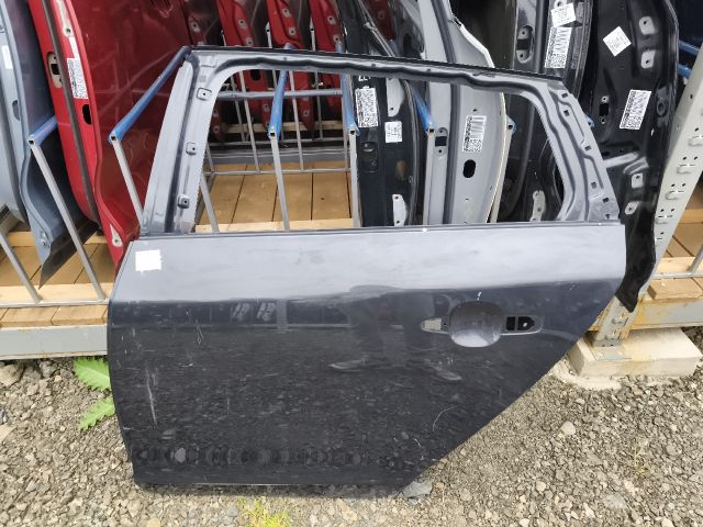 bontott VOLVO V60 Bal hátsó Ajtó (Üres lemez)