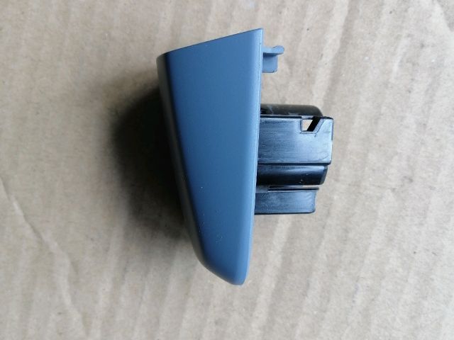 bontott VOLVO V60 Bal hátsó Kilincs Burkolat