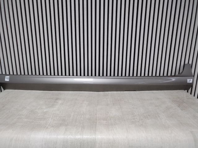 bontott VOLVO V60 Bal Küszöb