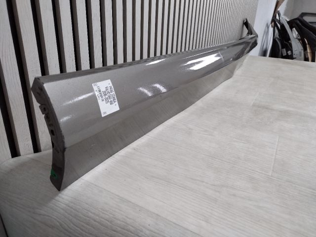 bontott VOLVO V60 Bal Küszöb