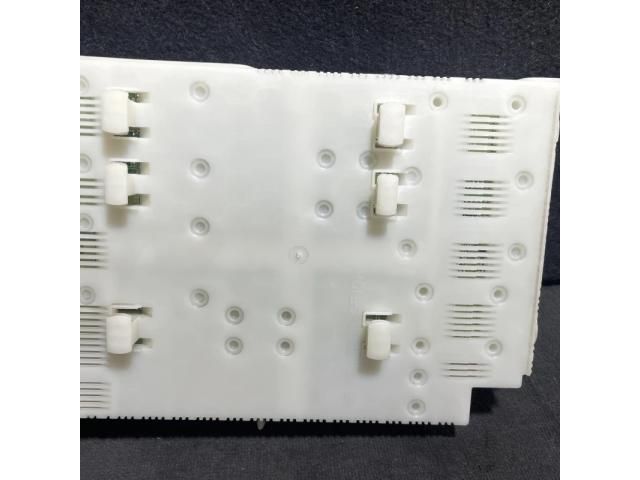 bontott VOLVO V60 Biztosítéktábla Doboz