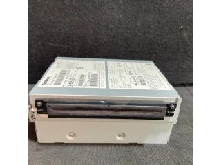 bontott VOLVO V60 CD / DVD Tár