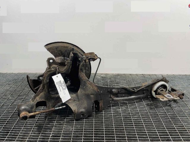 bontott VOLVO V60 Bal hátsó Csonkállvány