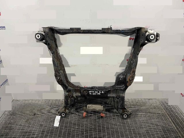 bontott VOLVO V60 Első Bölcső