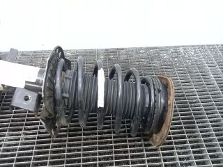 bontott VOLVO V60 Első Rugó