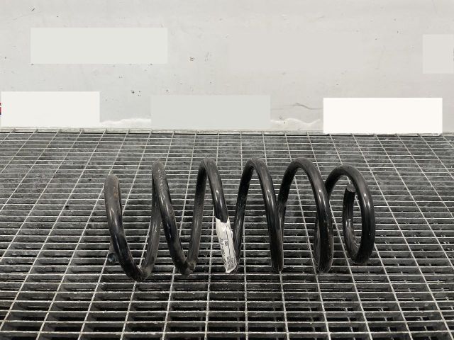 bontott VOLVO V60 Első Rugó