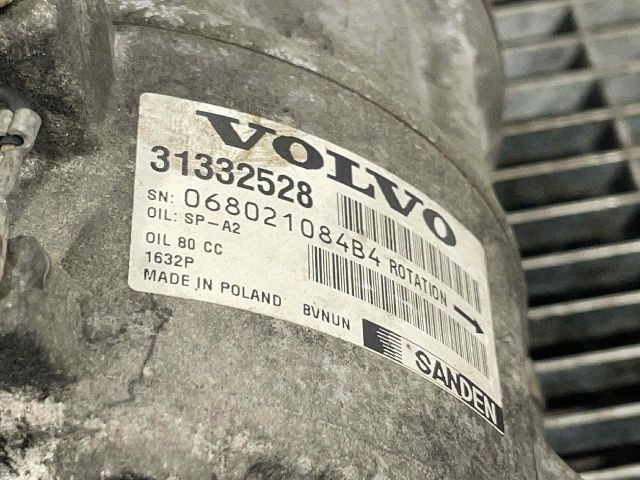 bontott VOLVO V60 Klímakompresszor