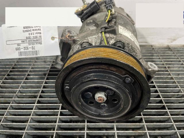 bontott VOLVO V60 Klímakompresszor