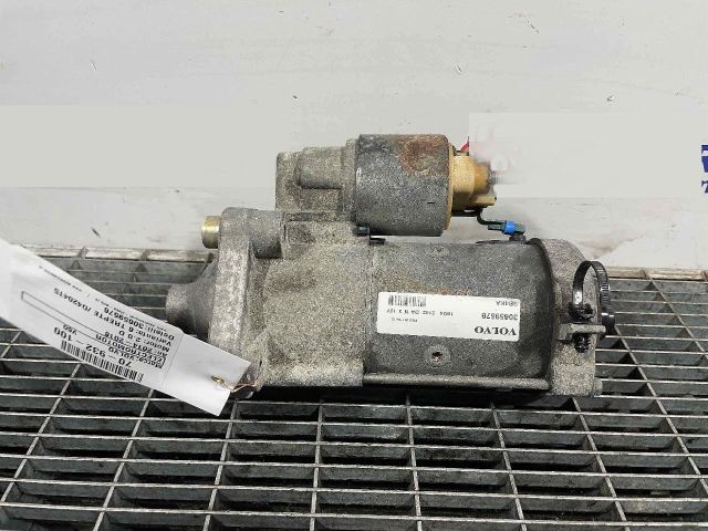 bontott VOLVO V60 Önindító