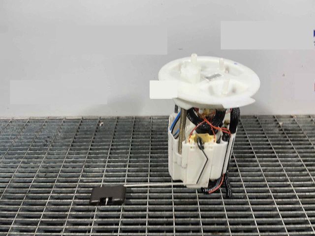 bontott VOLVO V60 Üzemanyag Szivattyú