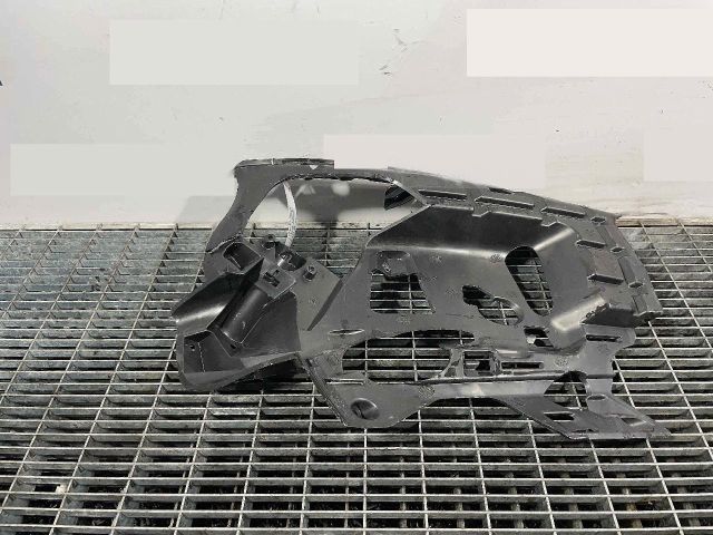 bontott VOLVO V60 Első Lökhárító Tartó Felső