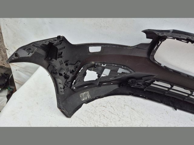 bontott VOLVO V60 Első Lökhárító (Üresen)