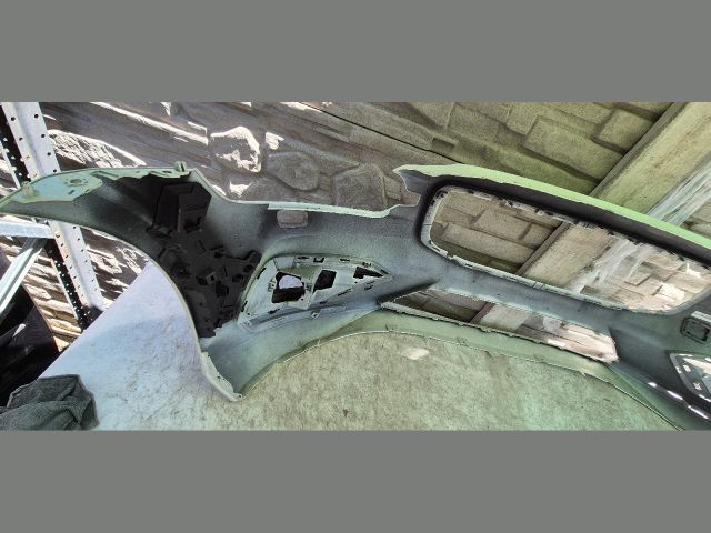 bontott VOLVO V60 Első Lökhárító (Üresen)