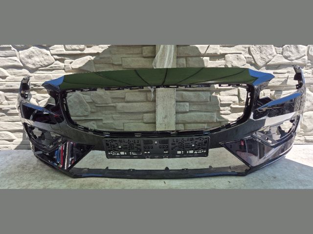 bontott VOLVO V60 Első Lökhárító (Üresen)