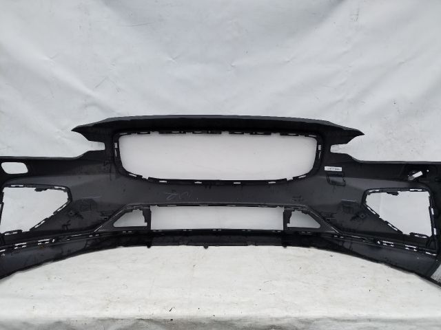 bontott VOLVO V60 Első Lökhárító (Üresen)