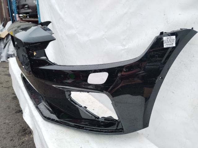 bontott VOLVO V60 Első Lökhárító (Üresen)