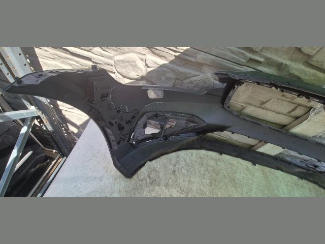 bontott VOLVO V60 Első Lökhárító (Üresen)