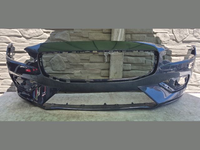 bontott VOLVO V60 Első Lökhárító (Üresen)