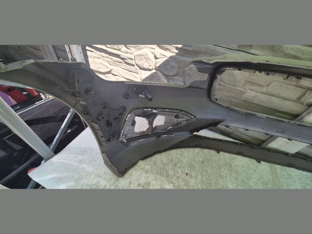 bontott VOLVO V60 Első Lökhárító (Üresen)