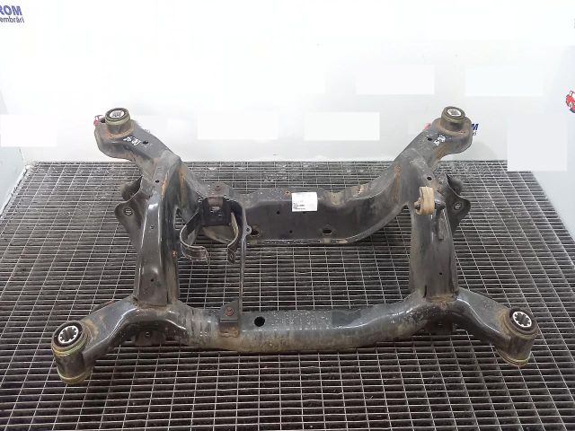 bontott VOLVO V60 Hátsó Bölcső