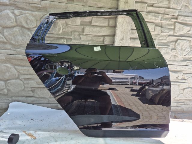 bontott VOLVO V60 Jobb hátsó Ajtó (Üres lemez)