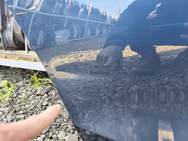 bontott VOLVO V60 Jobb hátsó Ajtó (Üres lemez)