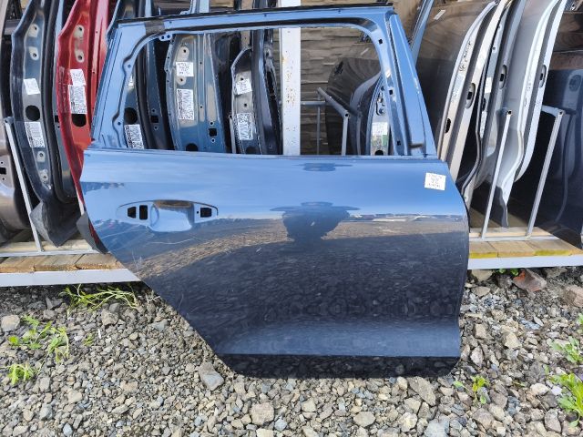 bontott VOLVO V60 Jobb hátsó Ajtó (Üres lemez)