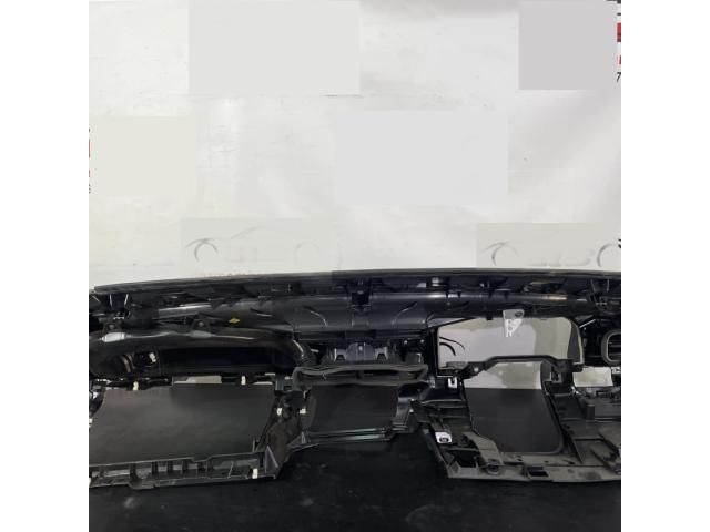 bontott VOLVO V60 Műszerfal Héj