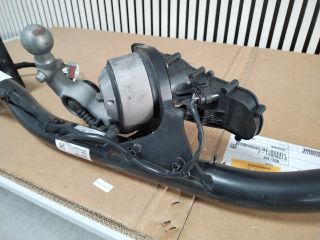 bontott VOLVO V60 Vonóhorog