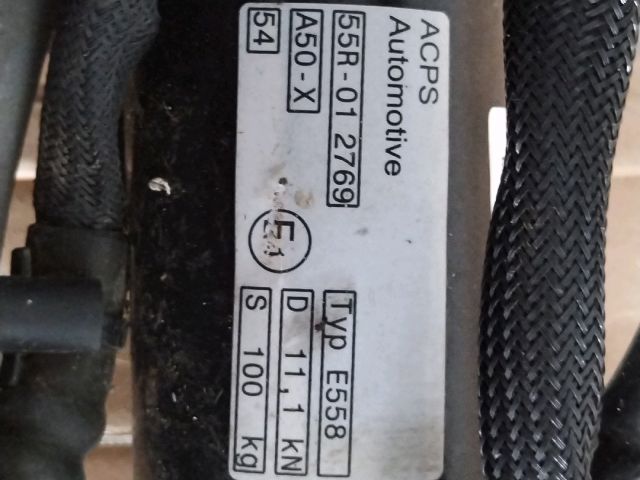 bontott VOLVO V60 Vonóhorog