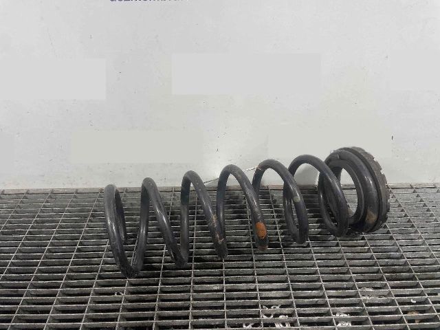 bontott VOLVO V70 Hátsó Rugó