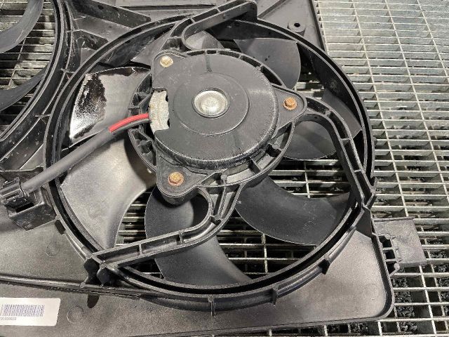 bontott VOLVO V70 Klímahűtő Ventilátor