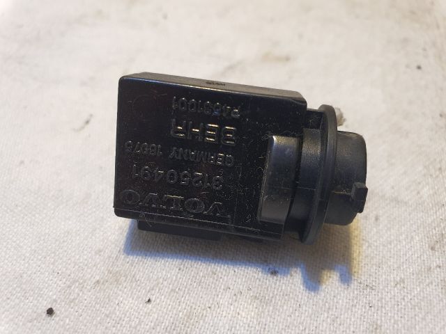 bontott VOLVO V70 Levegő Jeladó