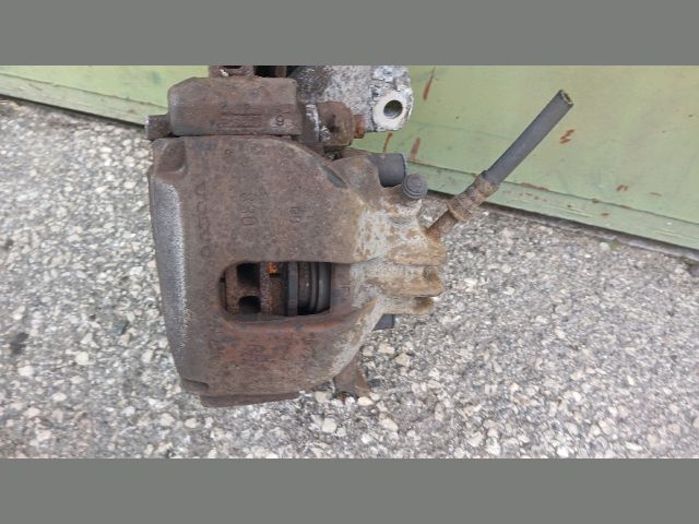 bontott VOLVO V70 Jobb első Csonkállvány Kerékaggyal