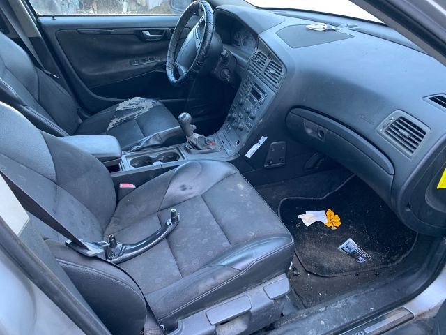 bontott VOLVO V70 Bal első Lengőkar