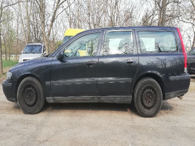 bontott VOLVO V70 Bal hátsó Rugó