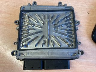 bontott VOLVO V70 Motorvezérlő