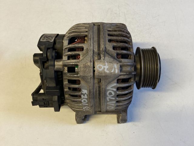 bontott VOLVO V70 Generátor
