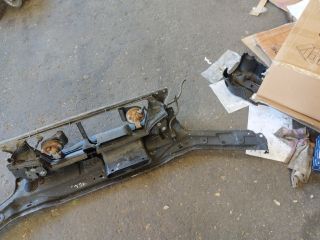 bontott VOLVO V70 Homlokfal (Üres lemez)