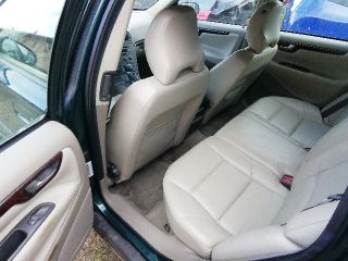 bontott VOLVO V70 Jobb első Csonkállvány Kerékaggyal